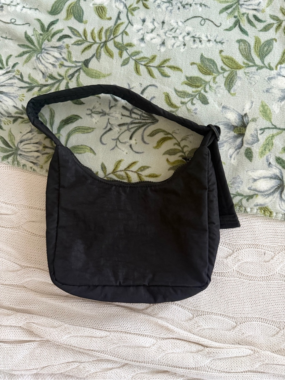 BAGGU Black nylon Shoulder Bag with adjustable Strap
